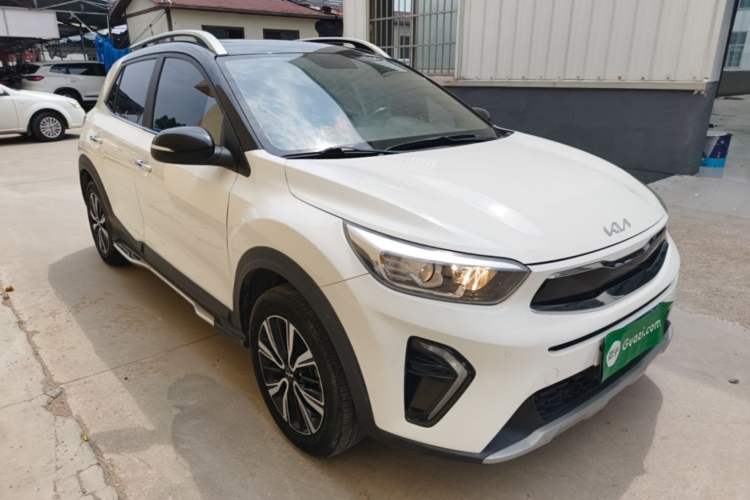Used Kia kx1 Stonic 2021 1.4L CVT Sunroof Model Front Right 45 Deg