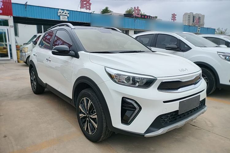 Used Kia kx1 Stonic 2021 1.4L CVT Fun Edition Front Right 45 Deg