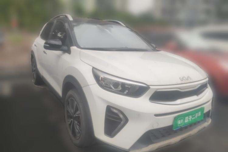 Used Kia kx1 Stonic 2021 1.4L CVT Sunroof Model Front Right 45 Deg