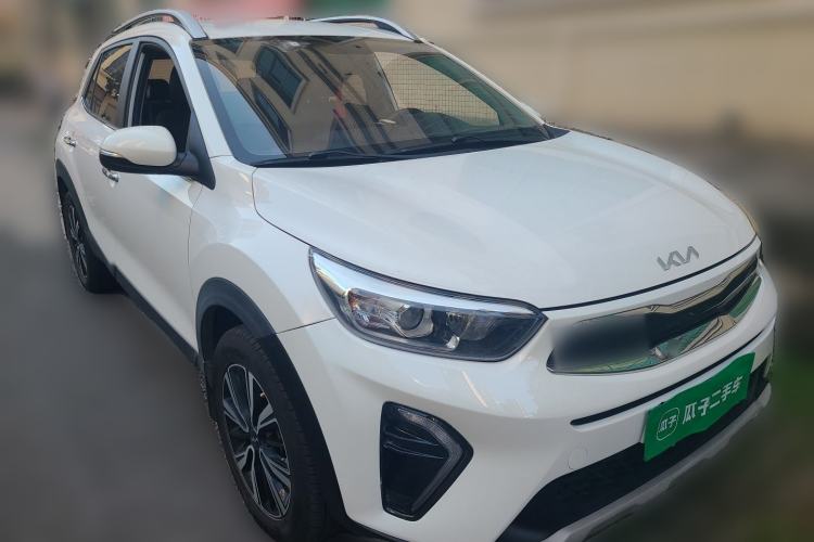 Used Kia kx1 Stonic 2021 1.4L CVT Fun Edition Front Right 45 Deg