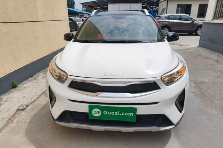 Used Kia kx1 Stonic 2021 1.4L CVT Sunroof Model Front