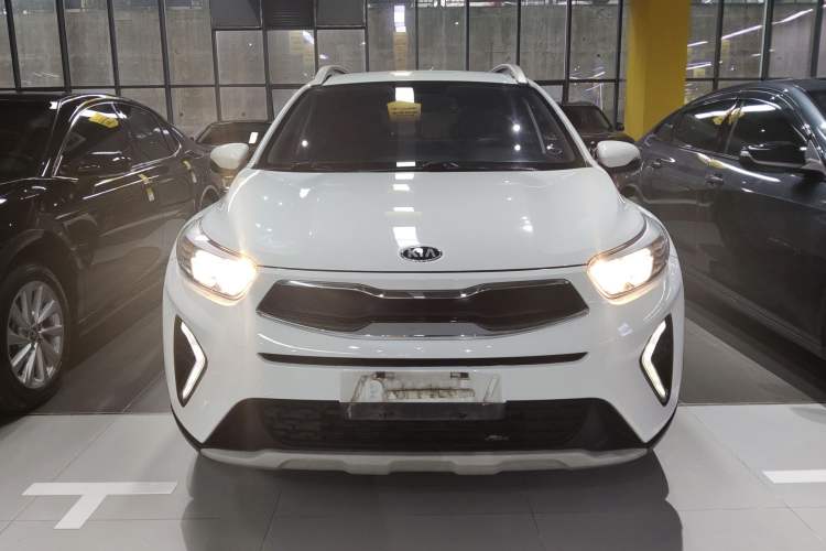 Used Kia kx1 Stonic 2021 1.4L Automatic Fun Edition Front