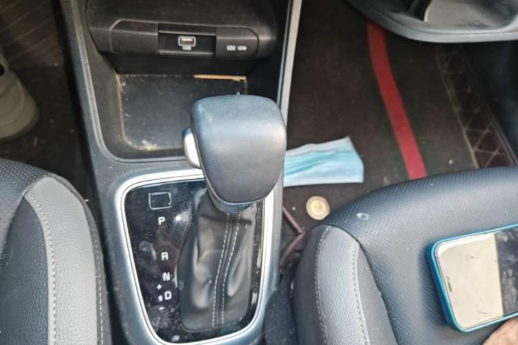 Used Kia kx1 Stonic 2021 1.4L CVT Sunroof Model Gear Lever