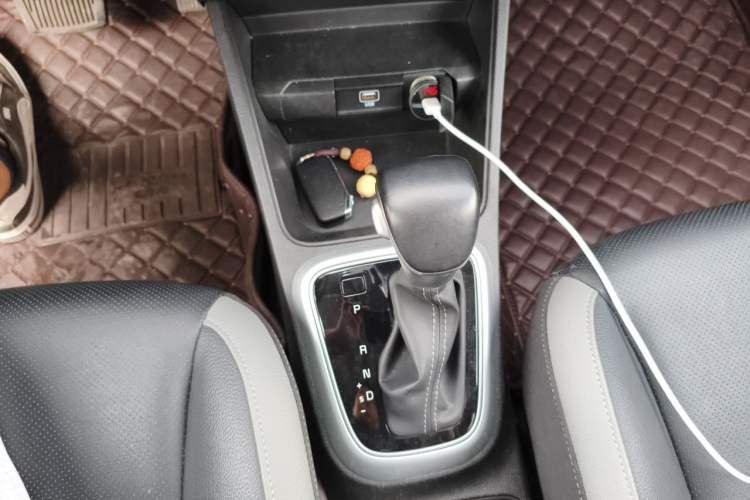 Used Kia kx1 Stonic 2021 1.4L CVT Sunroof Model Gear Lever