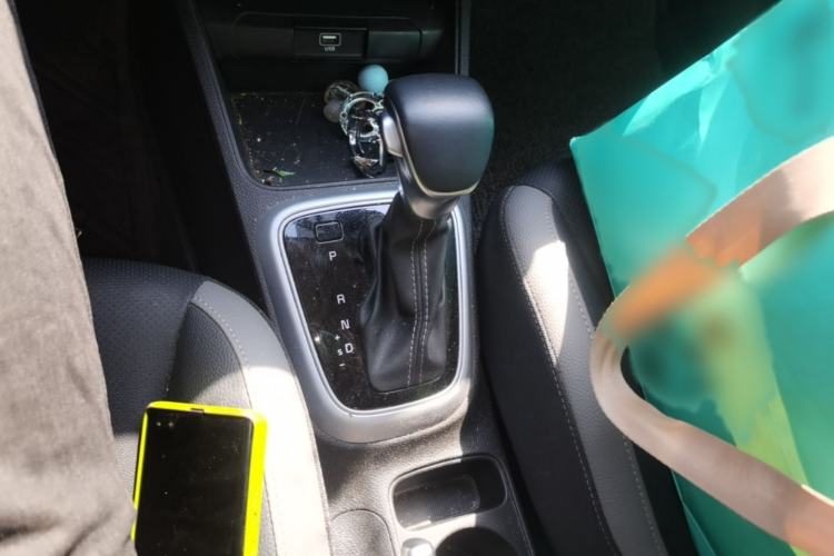 Used Kia kx1 Stonic 2021 1.4L CVT Sunroof Model Gear Lever
