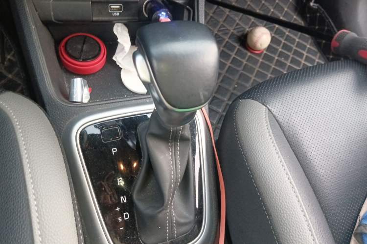 Used Kia kx1 Stonic 2021 1.4L CVT Sunroof Model Gear Lever