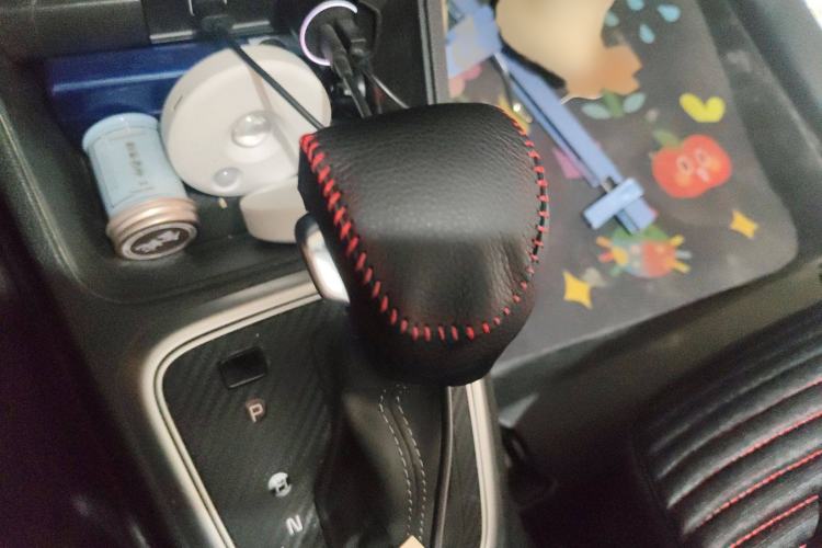 Used Kia kx1 Stonic 2021 1.4L CVT Fun & Sunroof Model Gear Lever