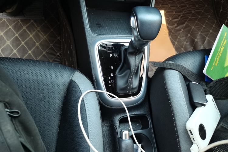 Used Kia kx1 Stonic 2021 1.4L CVT Sunroof Model Gear Lever