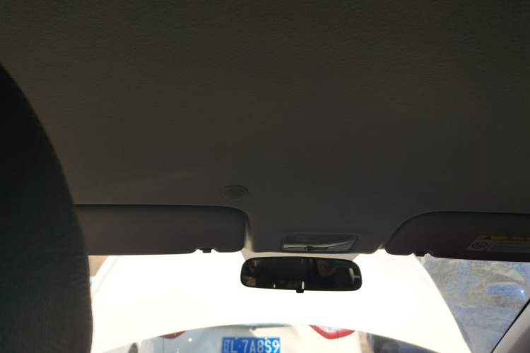 Used Kia kx1 Stonic 2021 1.4L CVT Fun Edition Headliner