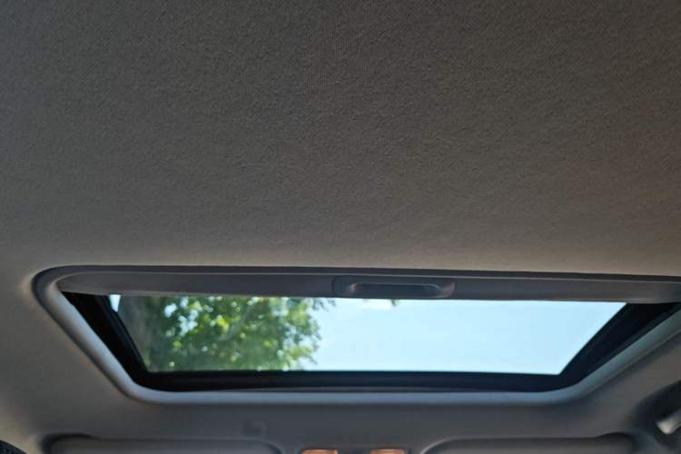 Used Kia kx1 Stonic 2021 1.4L CVT Sunroof Model Headliner