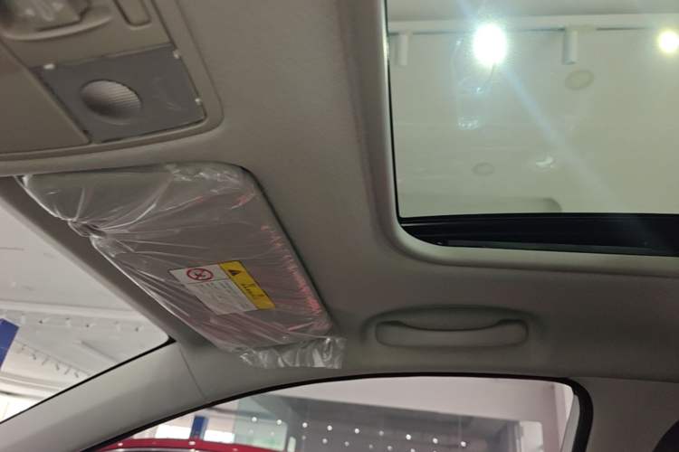 Used Kia kx1 Stonic 2021 1.4L CVT Fun & Sunroof Model Headliner