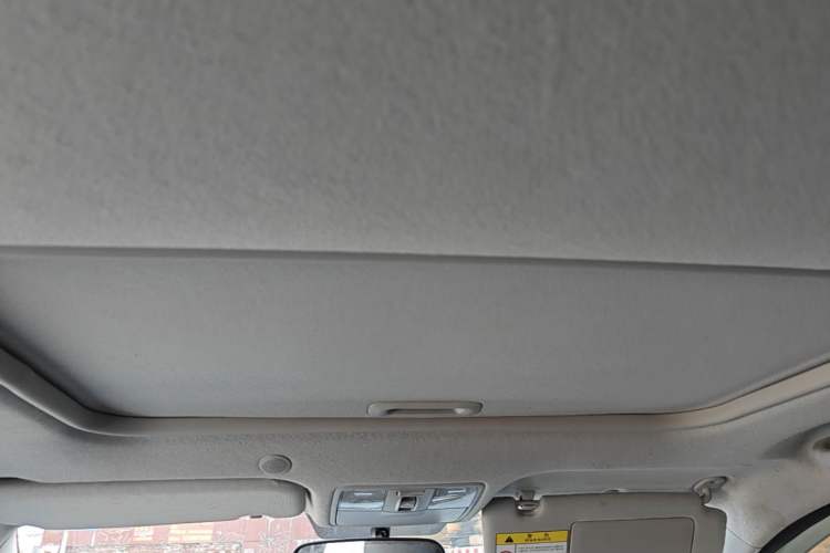 Used Kia kx1 Stonic 2021 1.4L CVT Sunroof Model Headliner