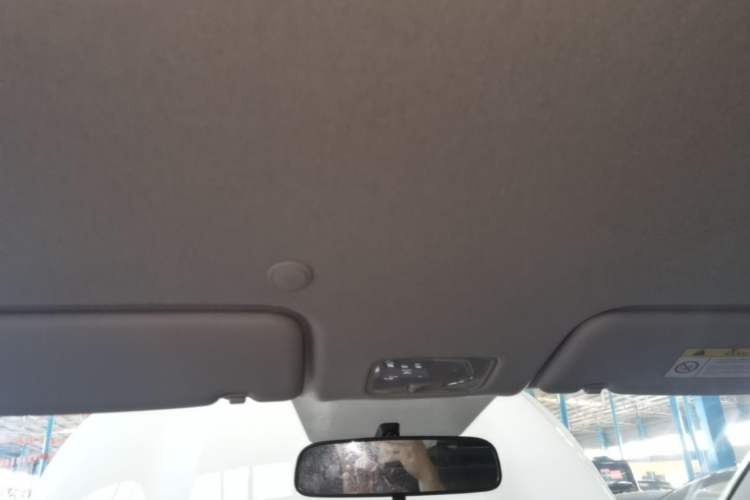 Used Kia kx1 Stonic 2021 1.4L CVT Fun Edition Headliner
