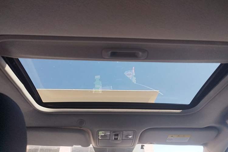 Used Kia kx1 Stonic 2021 1.4L CVT Fun & Sunroof Model Headliner