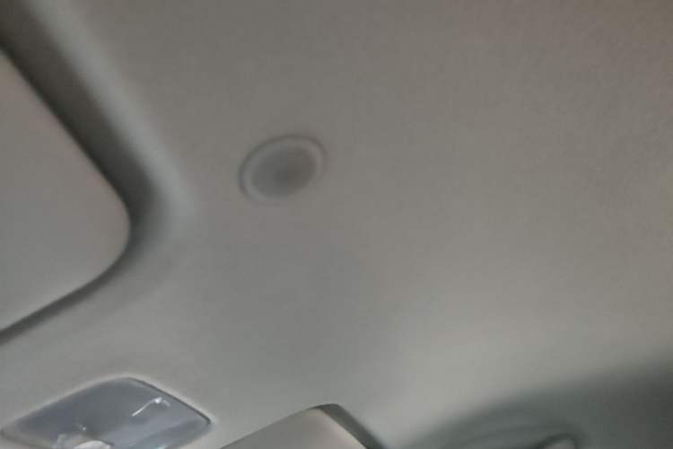 Used Kia kx1 Stonic 2021 1.4L CVT Fun Edition Headliner