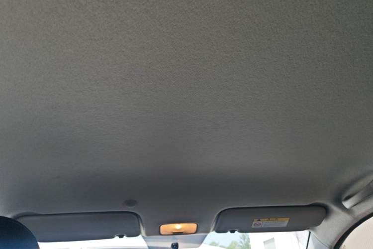 Used Kia kx1 Stonic 2021 1.4L CVT Fun Edition Headliner