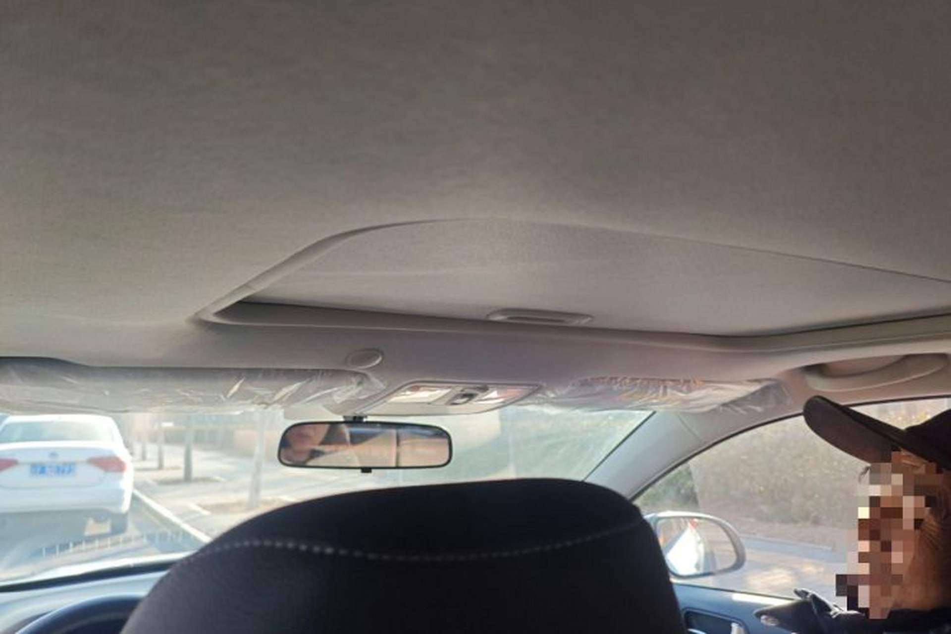 Used Kia kx1 Stonic 2021 1.4L CVT Fun & Sunroof Model Headliner