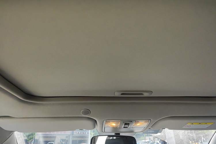 Used Kia kx1 Stonic 2021 1.4L CVT Sunroof Model Headliner