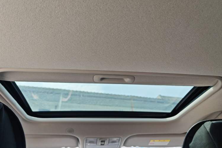 Used Kia kx1 Stonic 2021 1.4L CVT Sunroof Model Headliner