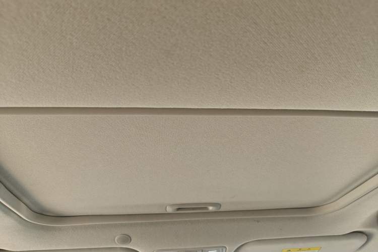 Used Kia kx1 Stonic 2021 1.4L CVT Fun & Sunroof Model Headliner