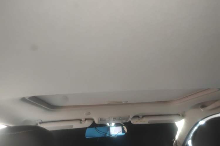 Used Kia kx1 Stonic 2021 1.4L CVT Sunroof Model Headliner