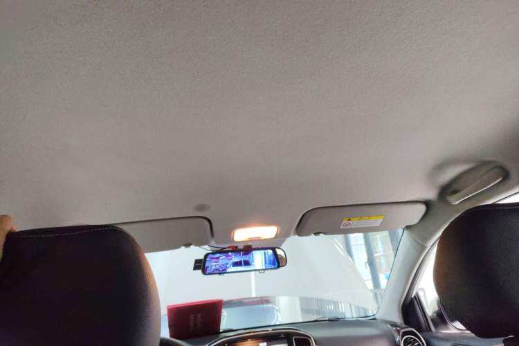Used Kia kx1 Stonic 2021 1.4L CVT Fun Edition Headliner
