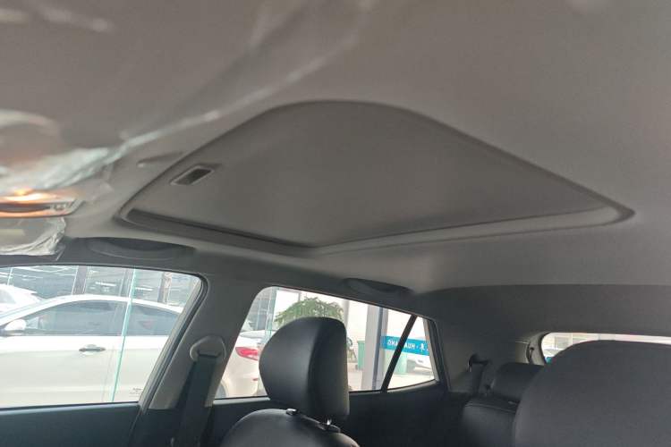 Used Kia kx1 Stonic 2021 1.4L CVT Sunroof Model Headliner