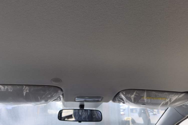 Used Kia kx1 Stonic 2021 1.4L CVT Fun Edition Headliner