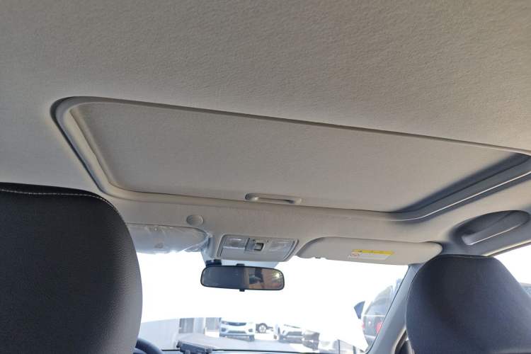 Used Kia kx1 Stonic 2021 1.4L CVT Sunroof Model Headliner