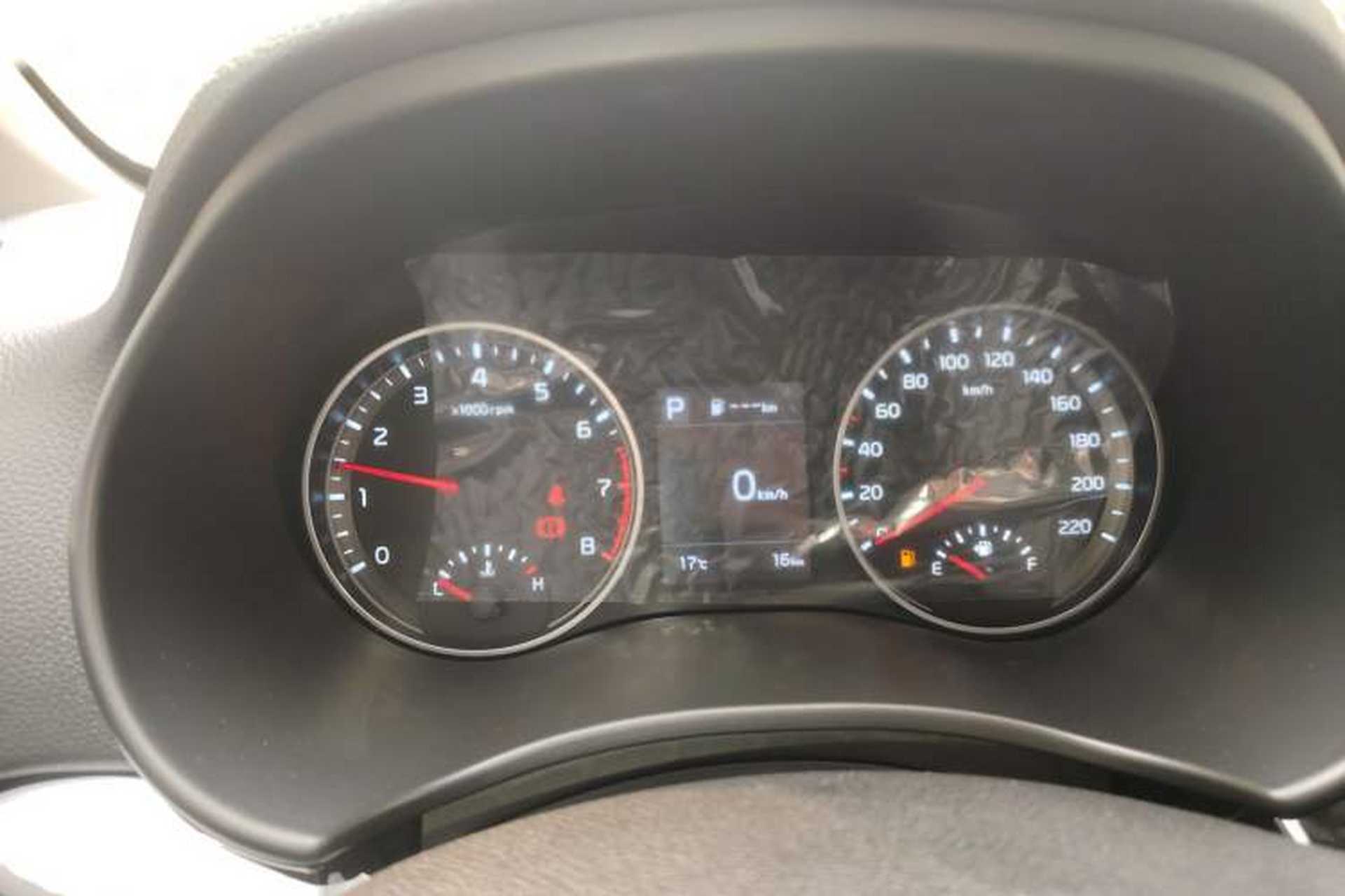 Used Kia kx1 Stonic 2021 1.4L CVT Sunroof Model Instrument Cluster