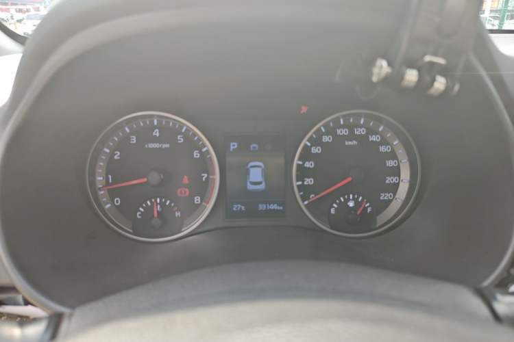 Used Kia kx1 Stonic 2021 1.4L CVT Sunroof Model Instrument Cluster