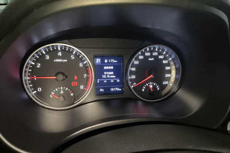 Used Kia kx1 Stonic 2021 1.4L CVT Sunroof Model Instrument Cluster