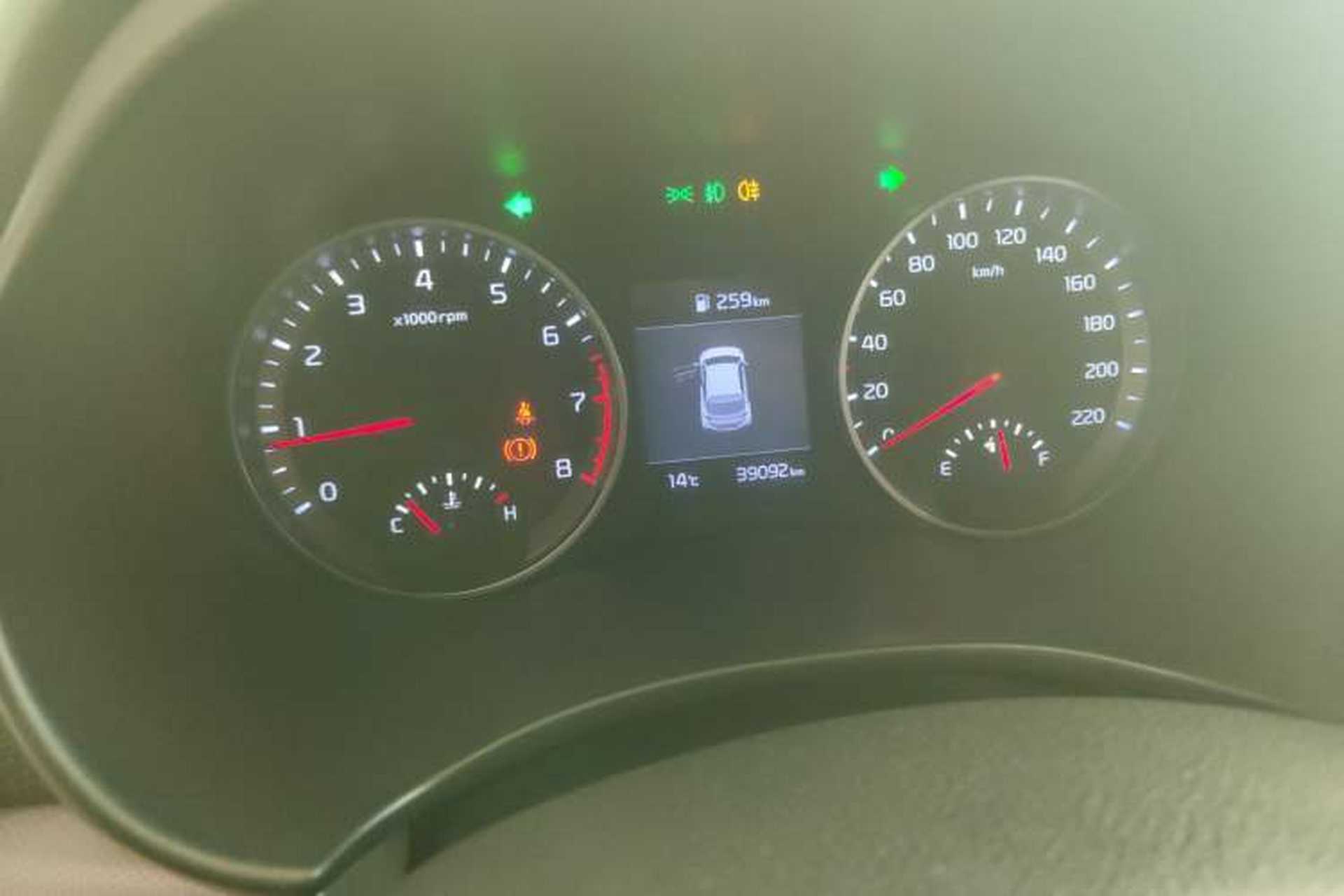 Used Kia kx1 Stonic 2021 1.4L Manual Fun Edition Instrument Cluster