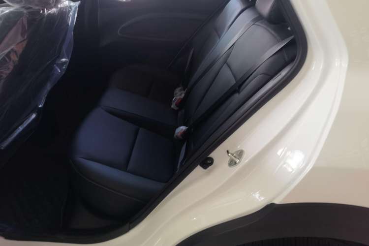 Used Kia kx1 Stonic 2021 1.4L CVT Fun Edition Interior 1