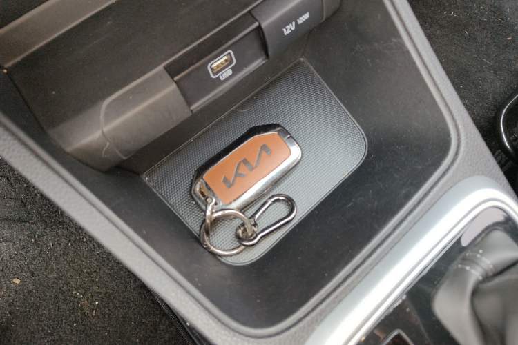 Used Kia kx1 Stonic 2021 1.4L CVT Sunroof Model Interior 1