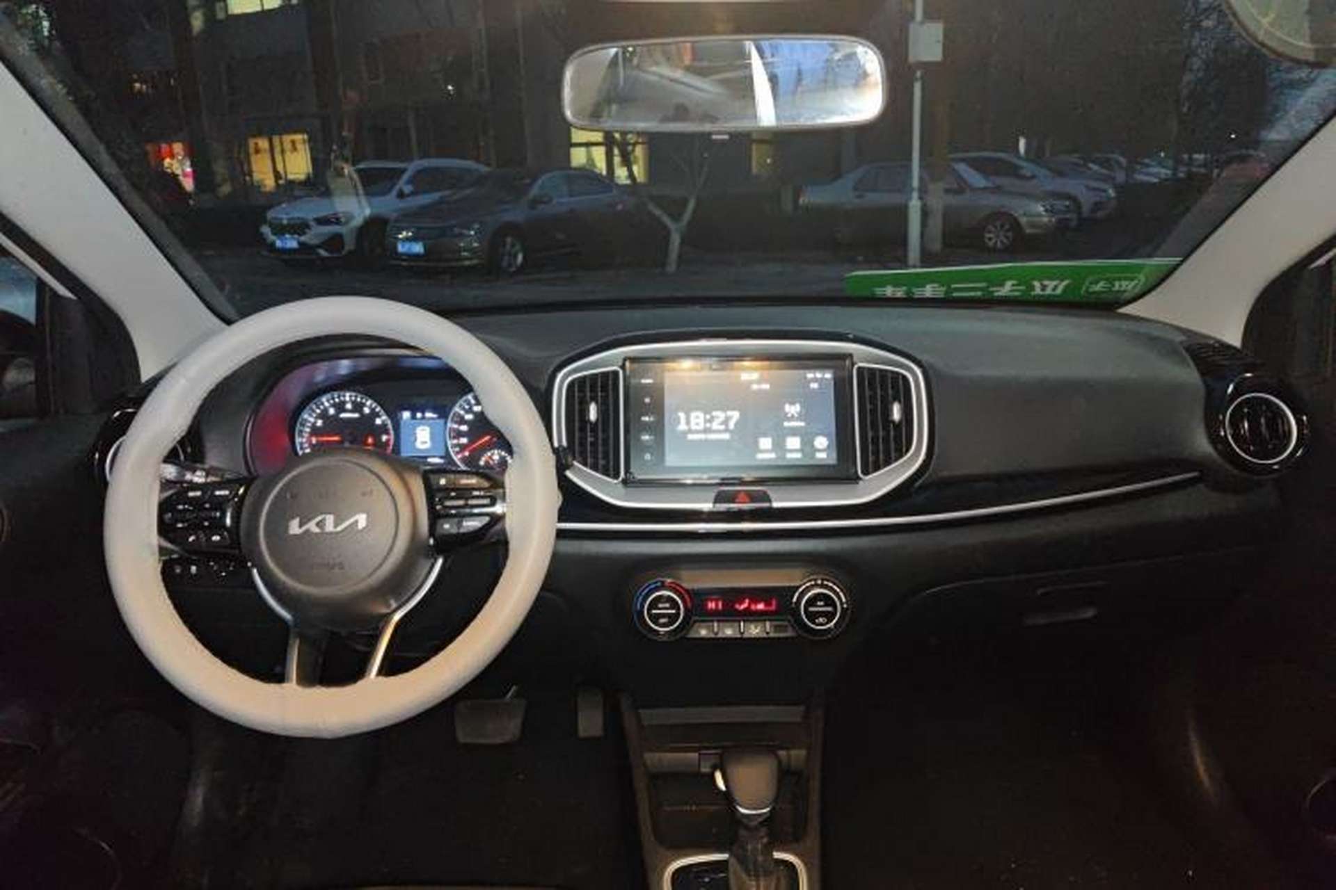 Used Kia kx1 Stonic 2021 1.4L CVT Sunroof Model Interior 2