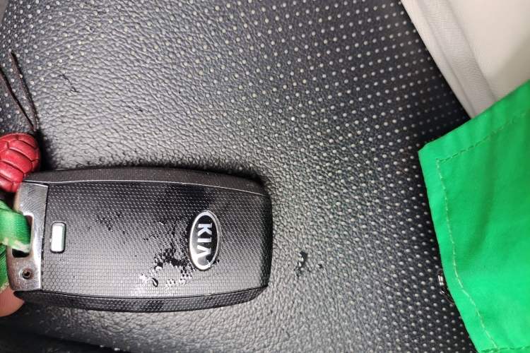 Used Kia kx1 Stonic 2021 1.4L CVT Fun & Sunroof Model Interior 2