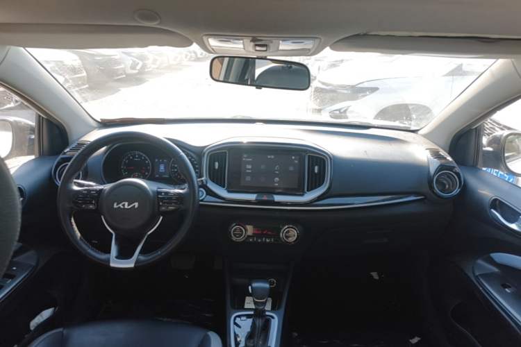 Used Kia kx1 Stonic 2021 1.4L CVT Sunroof Model Interior 2
