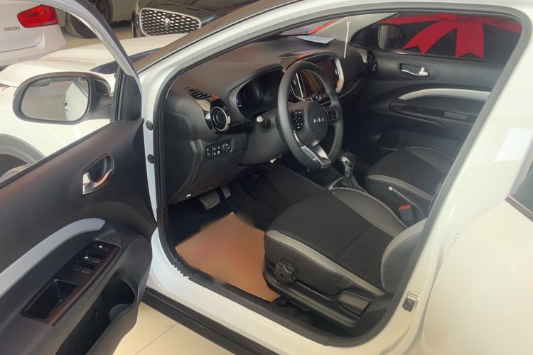 Used Kia kx1 Stonic 2021 1.4L CVT Sunroof Model Interior 2