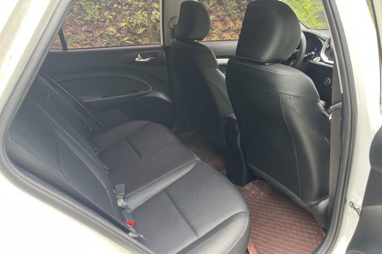 Used Kia kx1 Stonic 2021 1.4L CVT Sunroof Model Interior 3