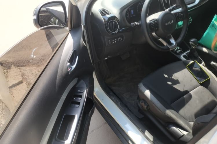 Used Kia kx1 Stonic 2021 1.4L CVT Sunroof Model Interior 3