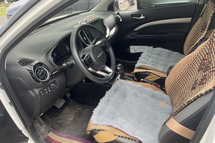 Used Kia kx1 Stonic 2021 1.4L CVT Sunroof Model Interior 3