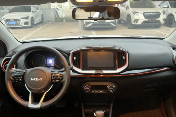 Used Kia kx1 Stonic 2021 1.4L CVT Sunroof Model Interior 3