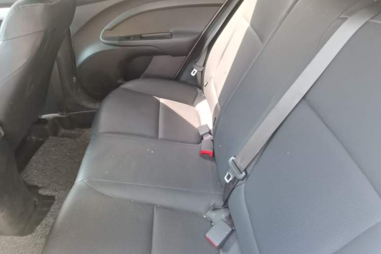 Used Kia kx1 Stonic 2021 1.4L CVT Sunroof Model Interior 4