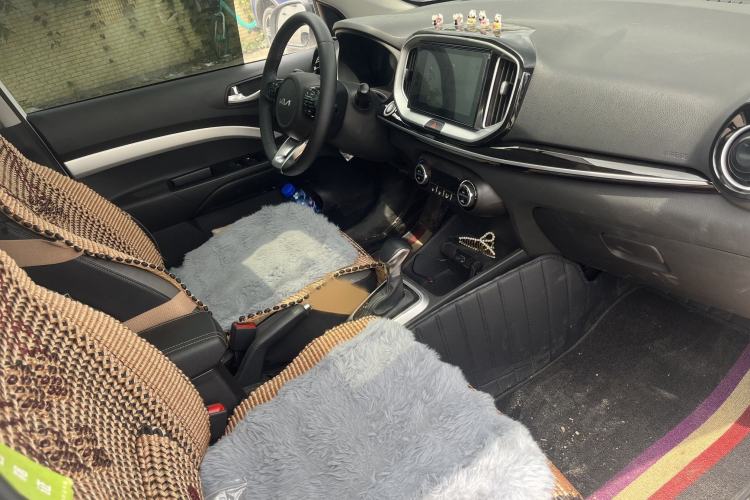 Used Kia kx1 Stonic 2021 1.4L CVT Sunroof Model Interior 6