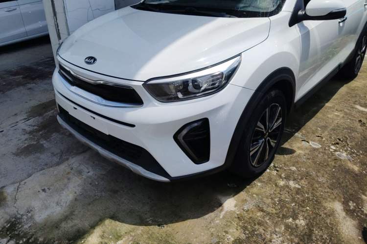 Used Kia kx1 Stonic 2021 1.4L CVT Fun Edition Left Front Headlight