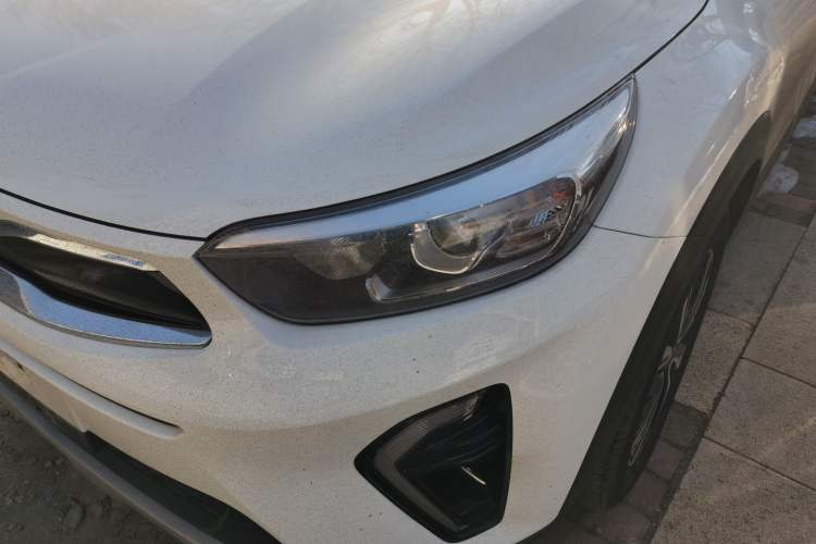 Used Kia kx1 Stonic 2021 1.4L CVT Fun Edition Left Front Headlight