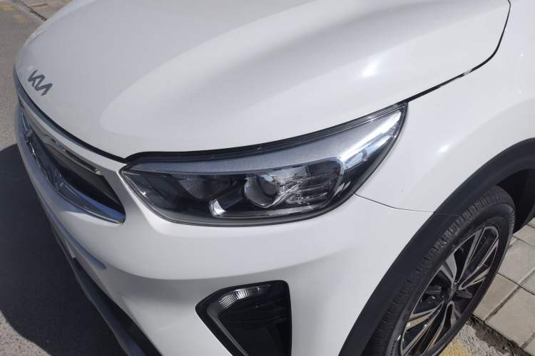 Used Kia kx1 Stonic 2021 1.4L CVT Fun Edition Left Front Headlight