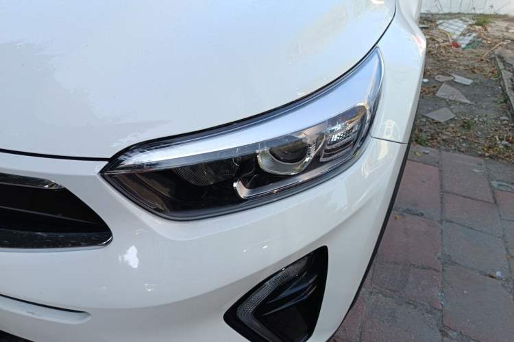 Used Kia kx1 Stonic 2021 1.4L CVT Fun Edition Left Front Headlight