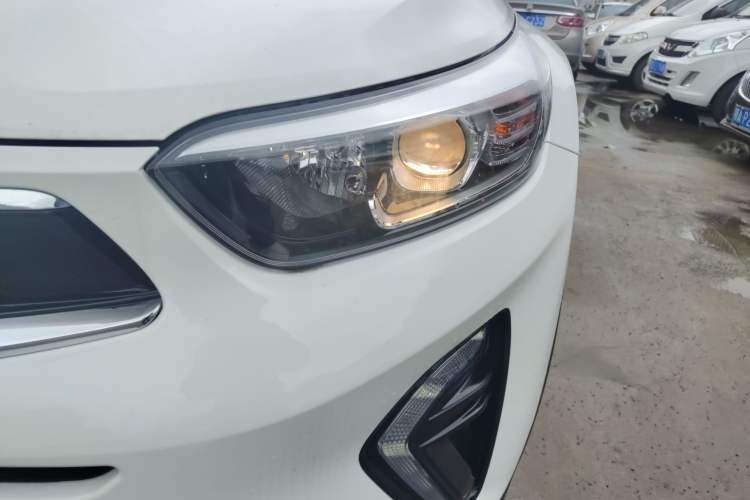 Used Kia kx1 Stonic 2021 1.4L CVT Fun Edition Left Front Headlight